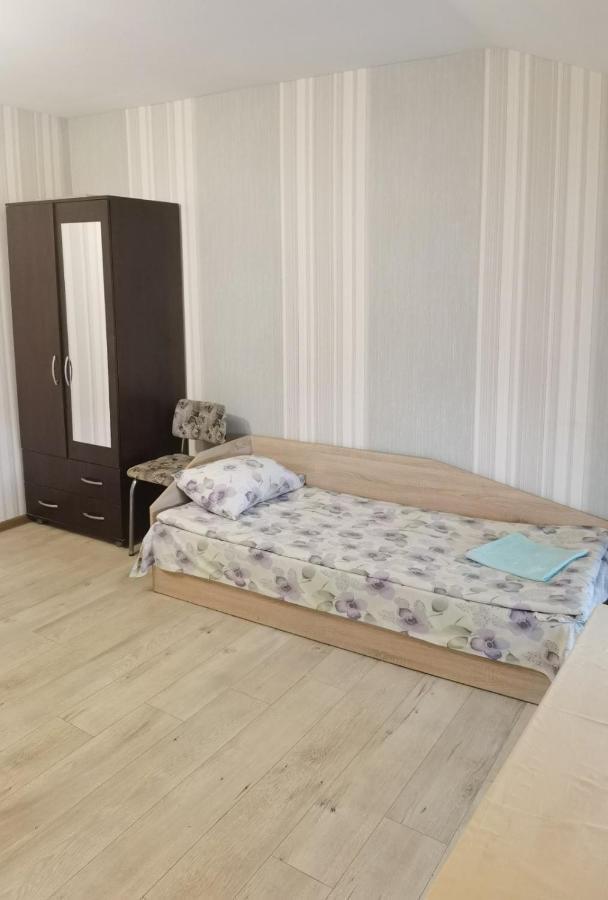 House For Guests And Friends Hotel Svishtov Bagian luar foto